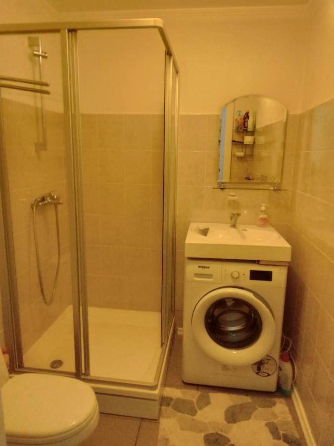 Siguldas Street Apartment In فنتسبيلز المظهر الخارجي الصورة